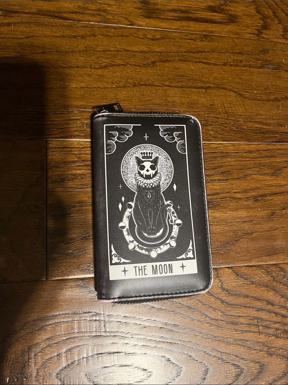 Hot Topic Black and White 'The Moon' Tarot Cat Zip Wallet